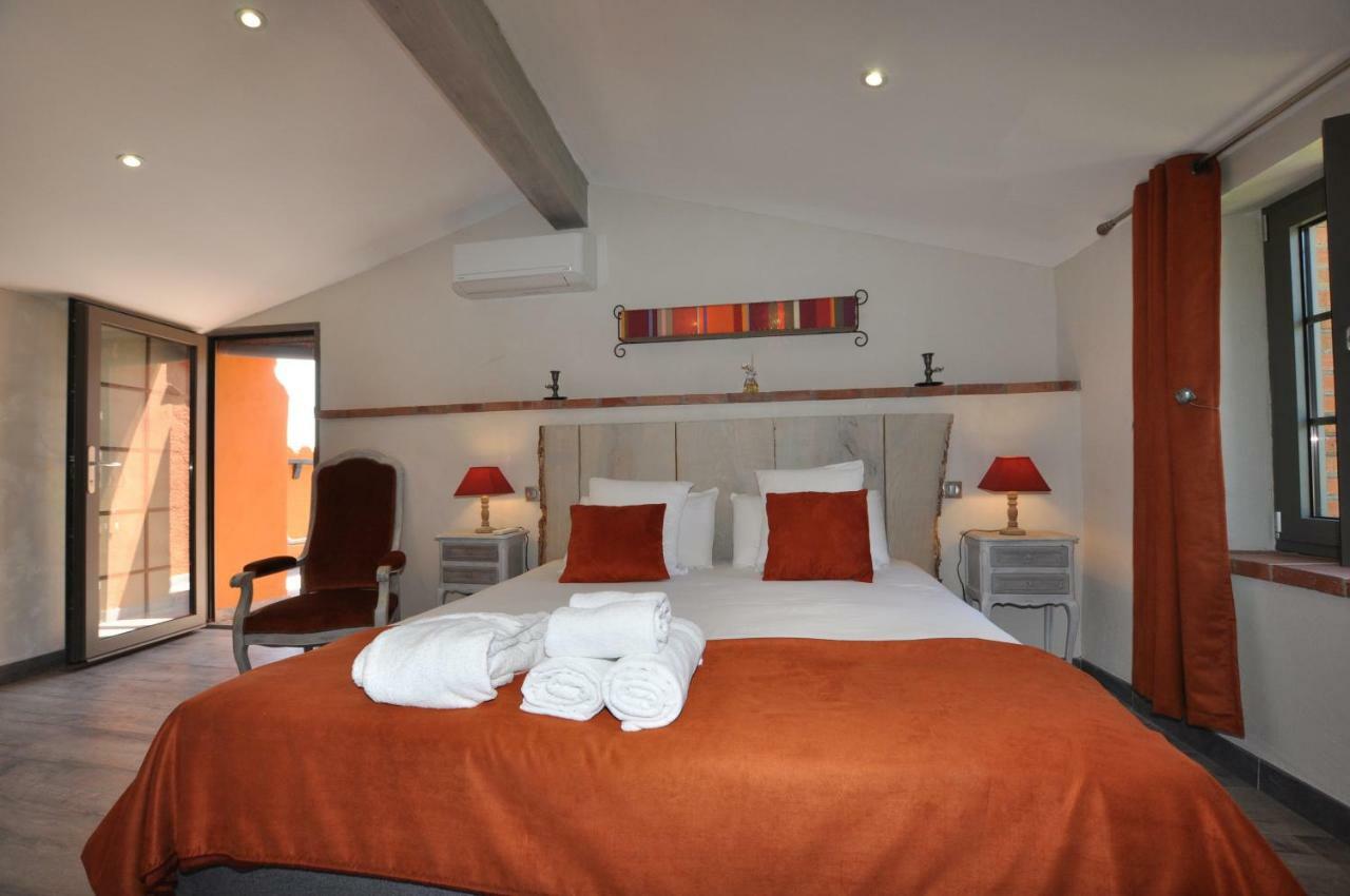 Le Mas Des Colombes Chambres D'Hotes B&B & Spa Oms Eksteriør billede